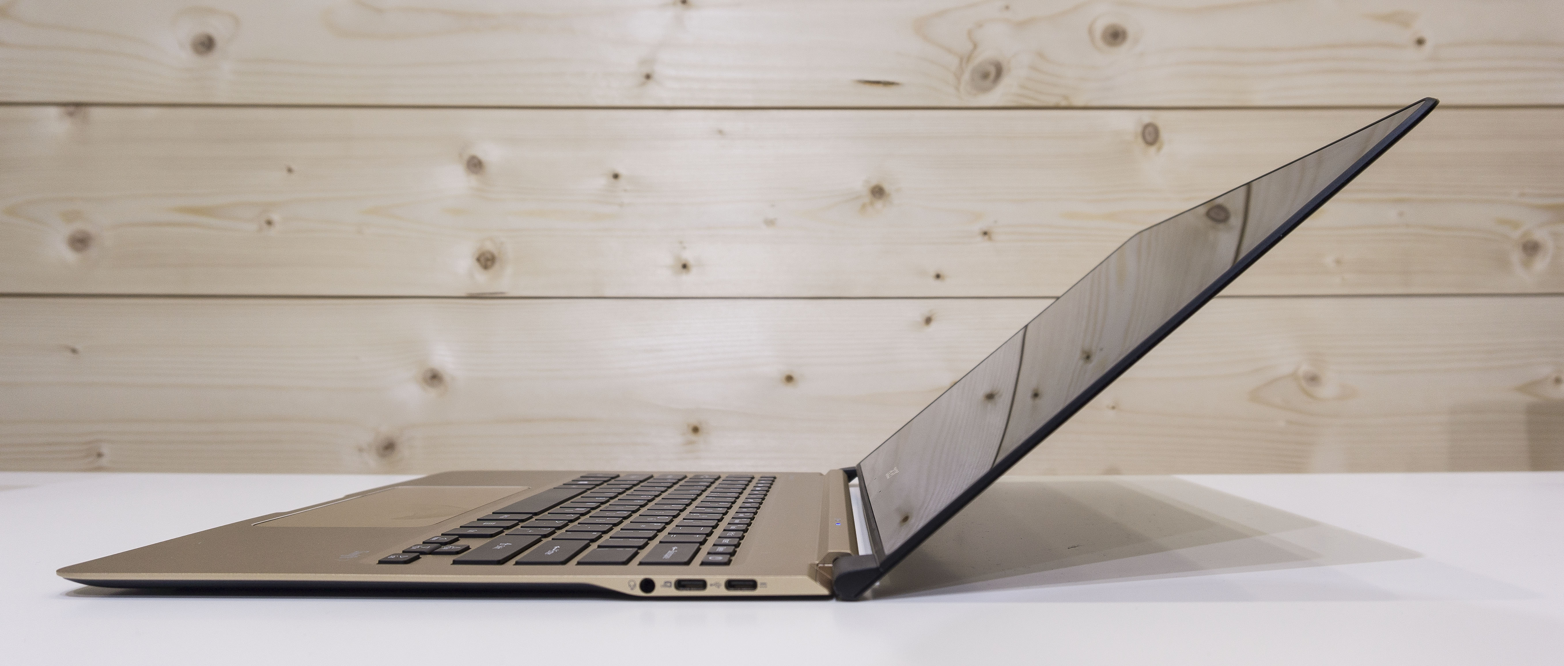 acer swift 7 side EXCLUSIVE: Acer On A Roll As Reviewers Praise Their New Products