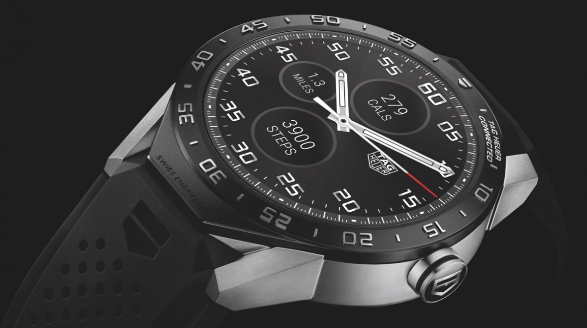 Tag Heuer Rolls Out Top End Reversable Smart Watch