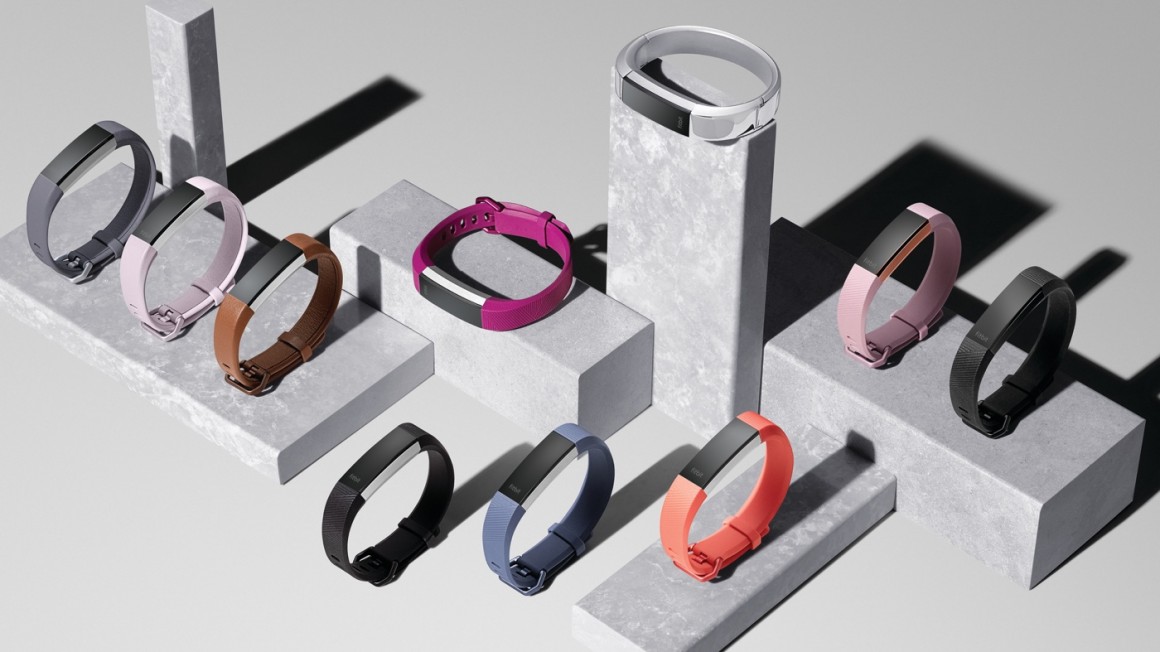 Fitbit Beats Earnings, Denies Production Problems