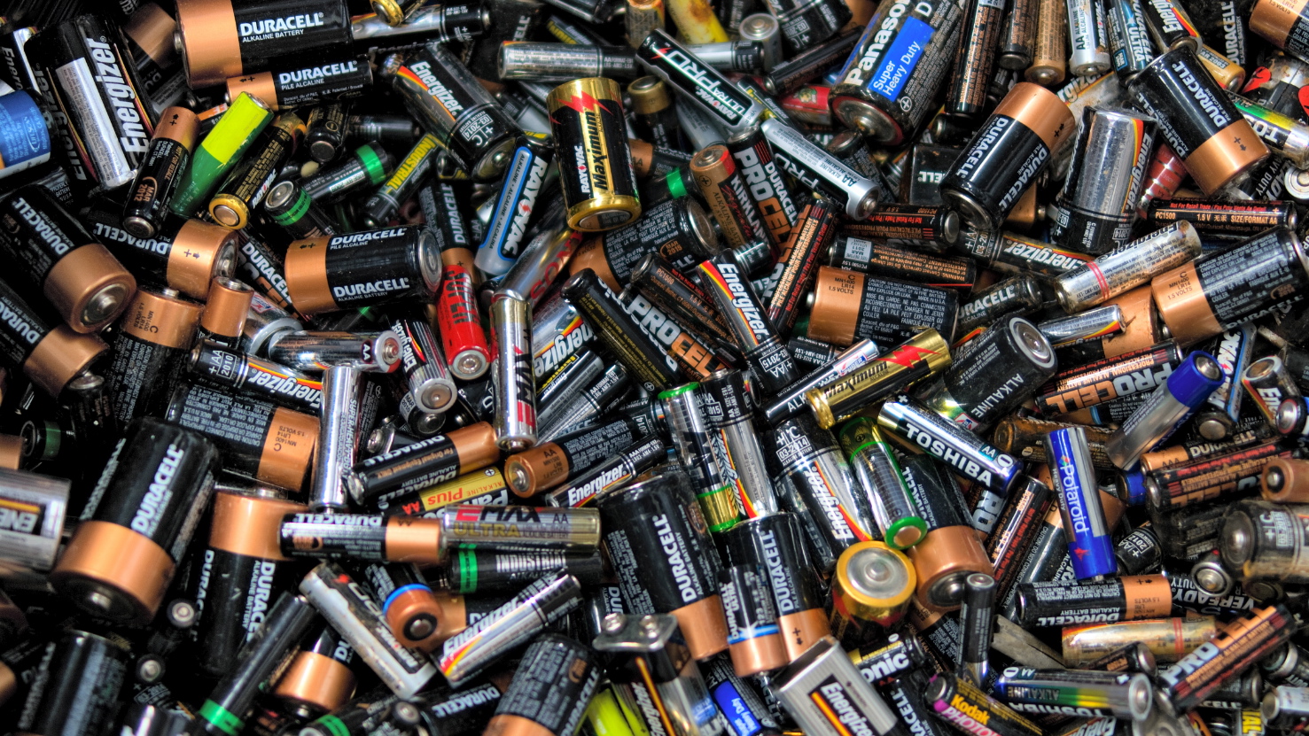 US Claims Breakthrough With Rechargeable Alkaline Battery