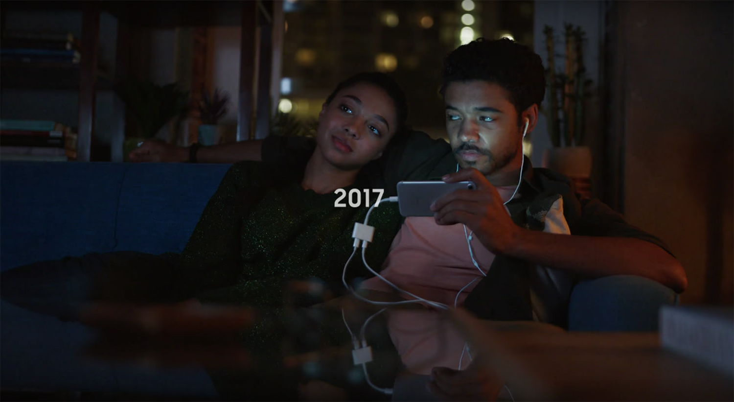Samsung Shrugs Off The iPhone X , Tells Users To “Grow Up”
