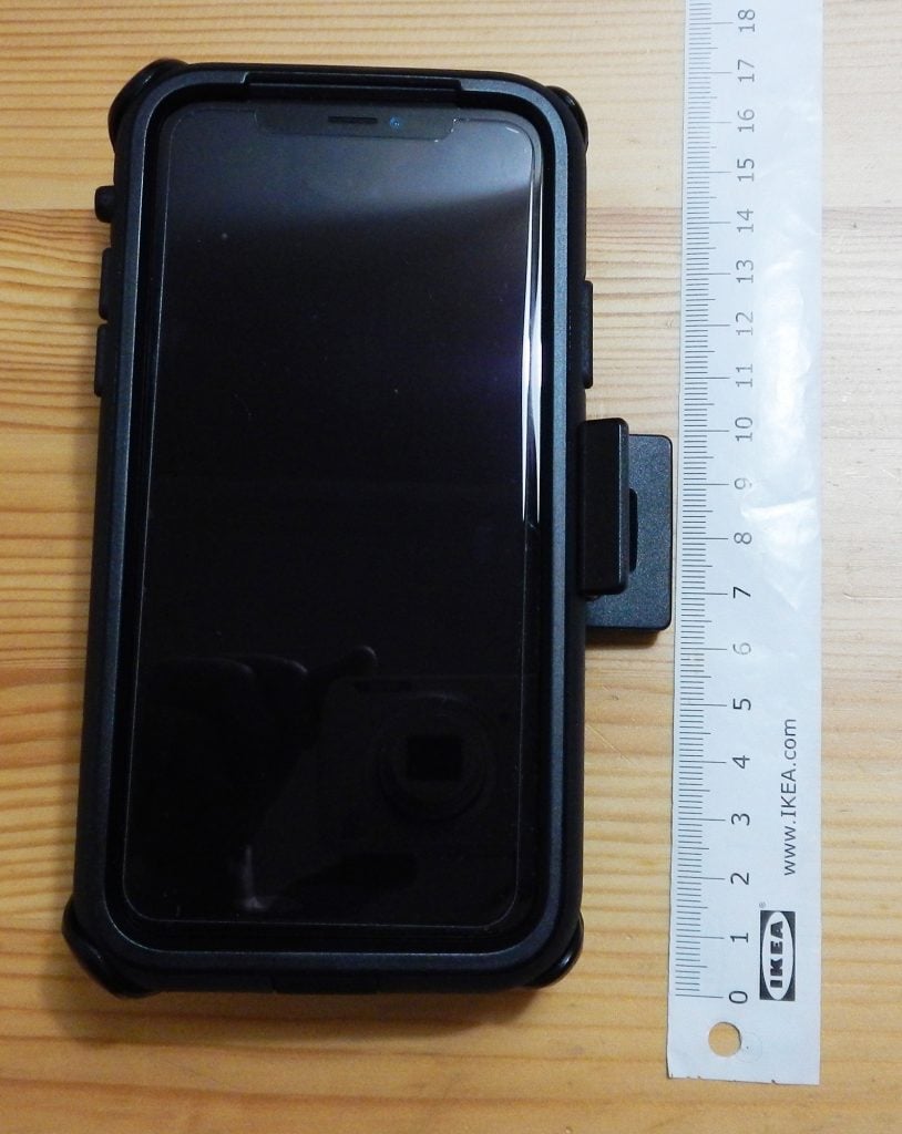 image003 814x1024 REVIEW: Speck Presidio Ultra iPhone X Case   Made For Tradies