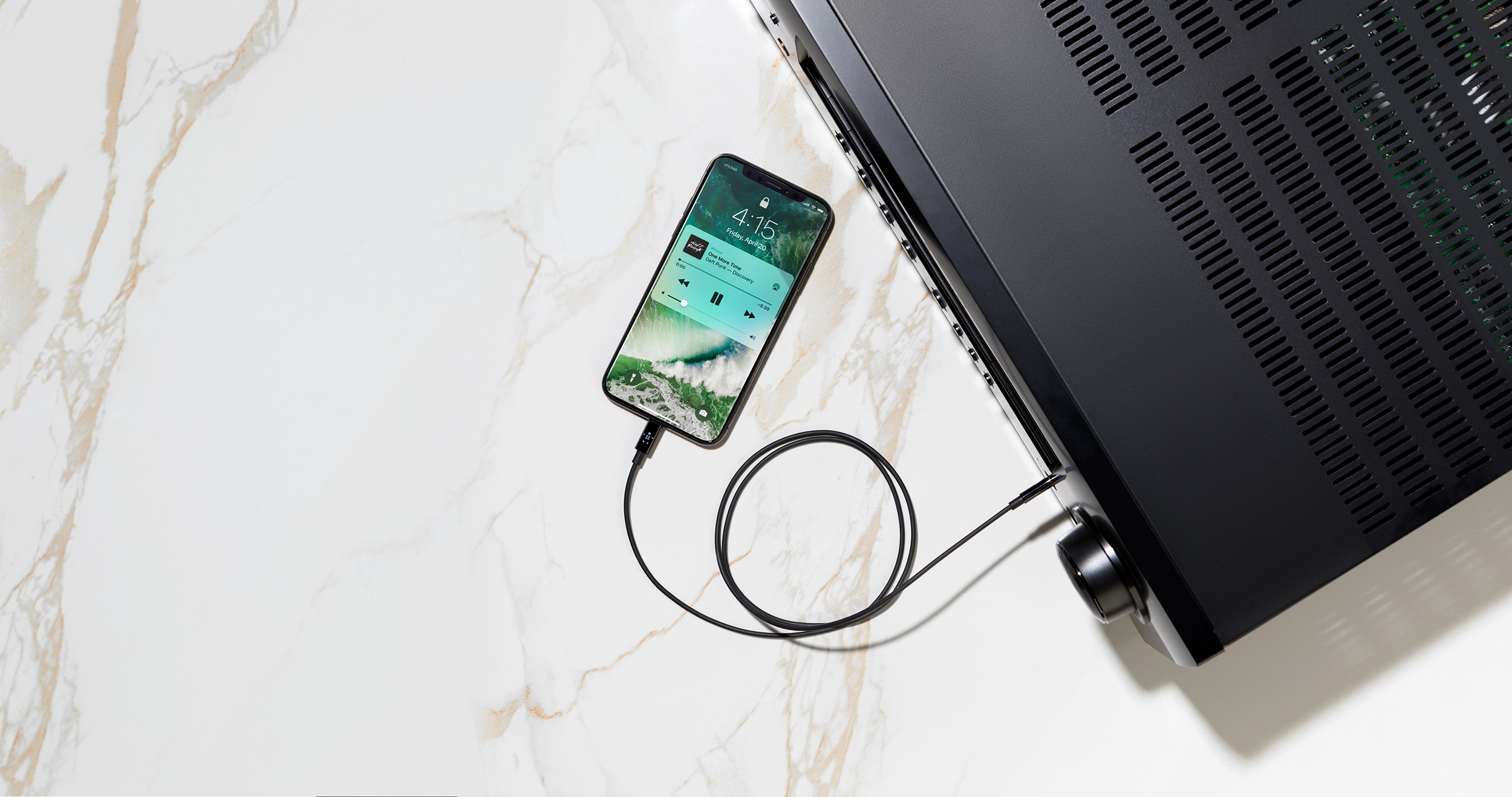 Belkin’s New Cable Kills The iPhone Dongle