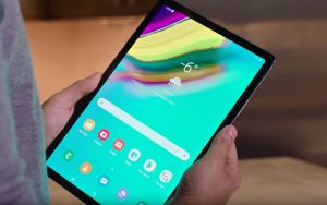 samsung tablet 2 300x188 Samsung Debut ‘Tab S5e’ For Modern Smart Home