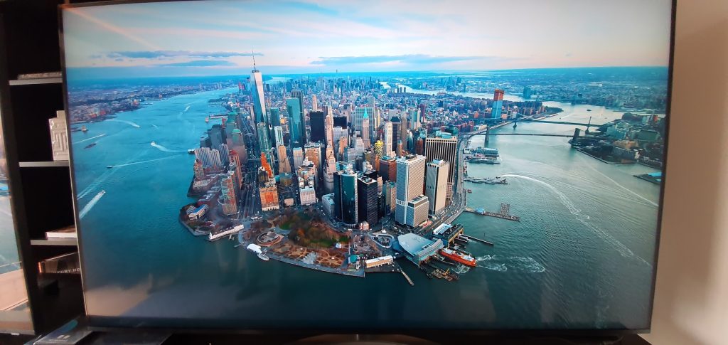 Samsung TV 8K 1024x485 LG Claims That Samsung 8K TVs Are Inferior & Do Not Comply With 8K Standards