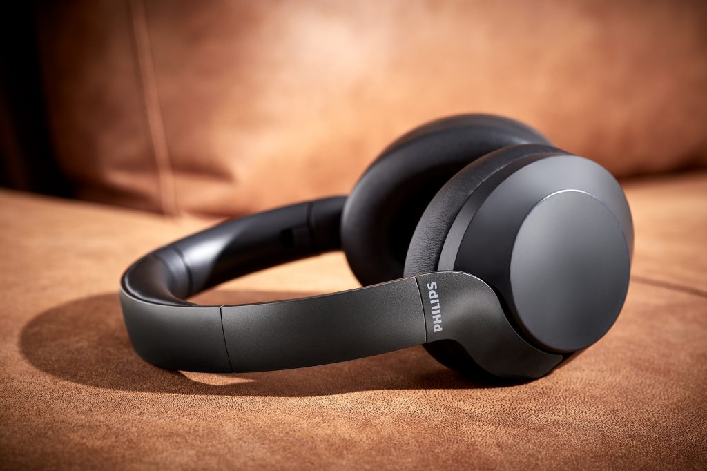 PH805 BS UNFOLDED IFA 2019: Philips Wireless ANC Headphones Take On Sony, Bose