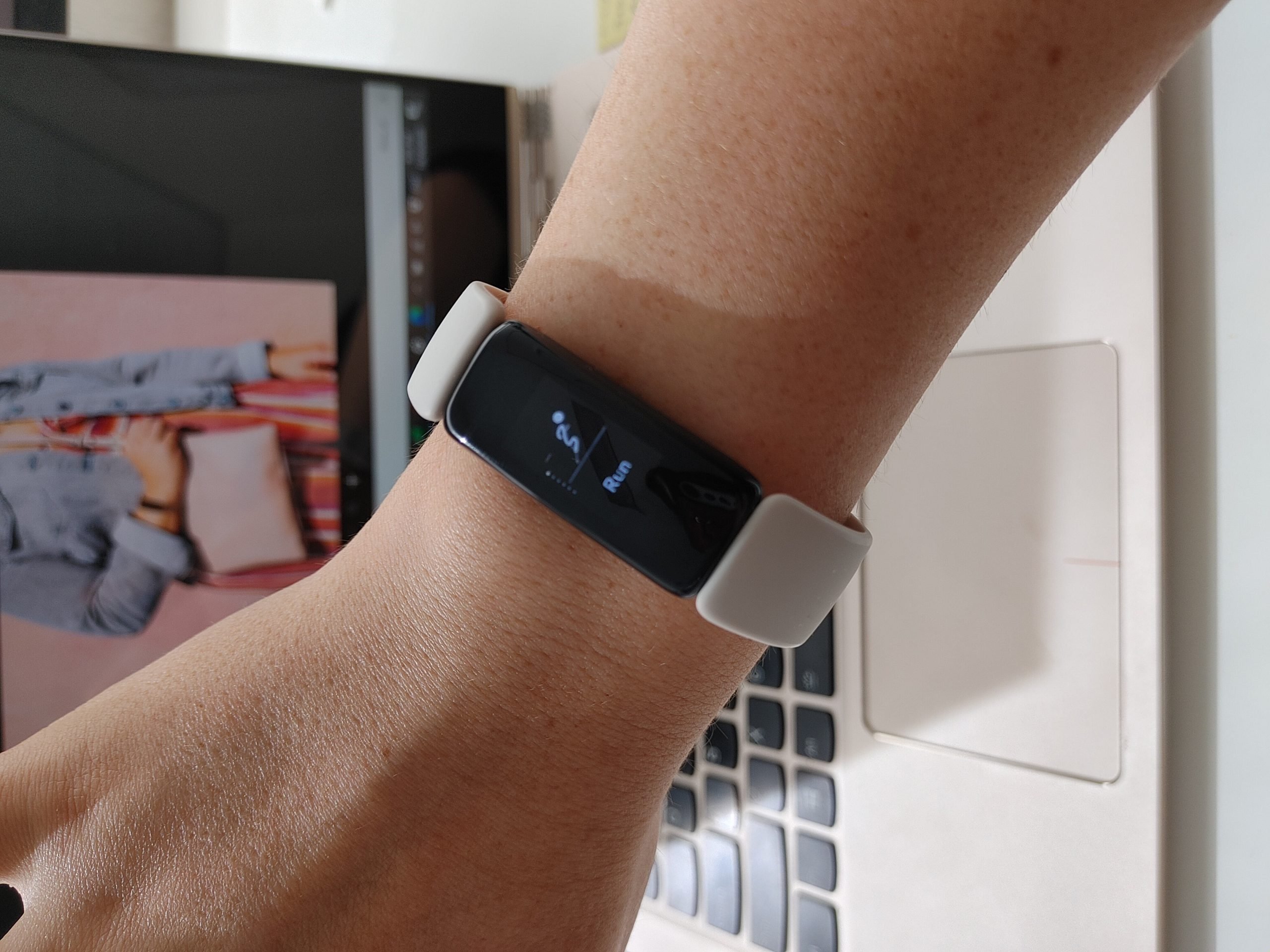 Review: The Fitbit Inspire 2 Is An 