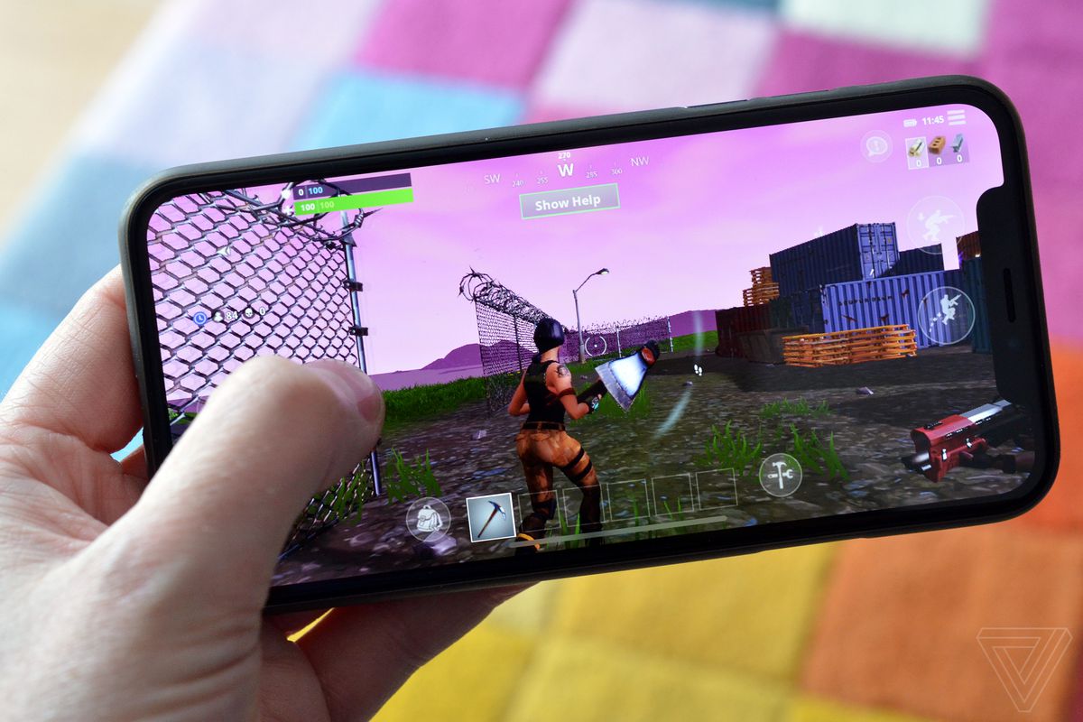 Fortnite Comes to iPhones and iPads Through Xbox Cloud Gaming