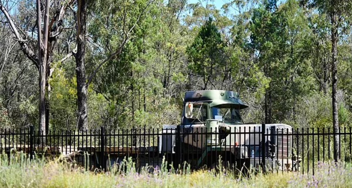 CEO Of Computer Retailer Owns Military Style Compound Close To QLD Doomsday Shooters Of Cops
