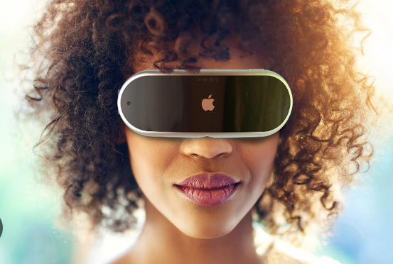 Apple Plans On VR Content For Mixed Reality Headset