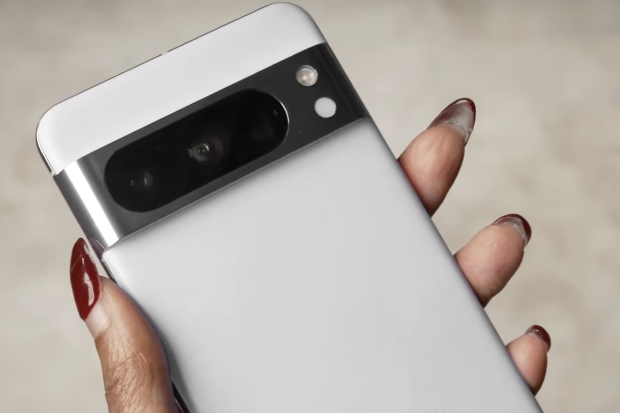 Does The Pixel 8 Pro Handle The Bend Test?