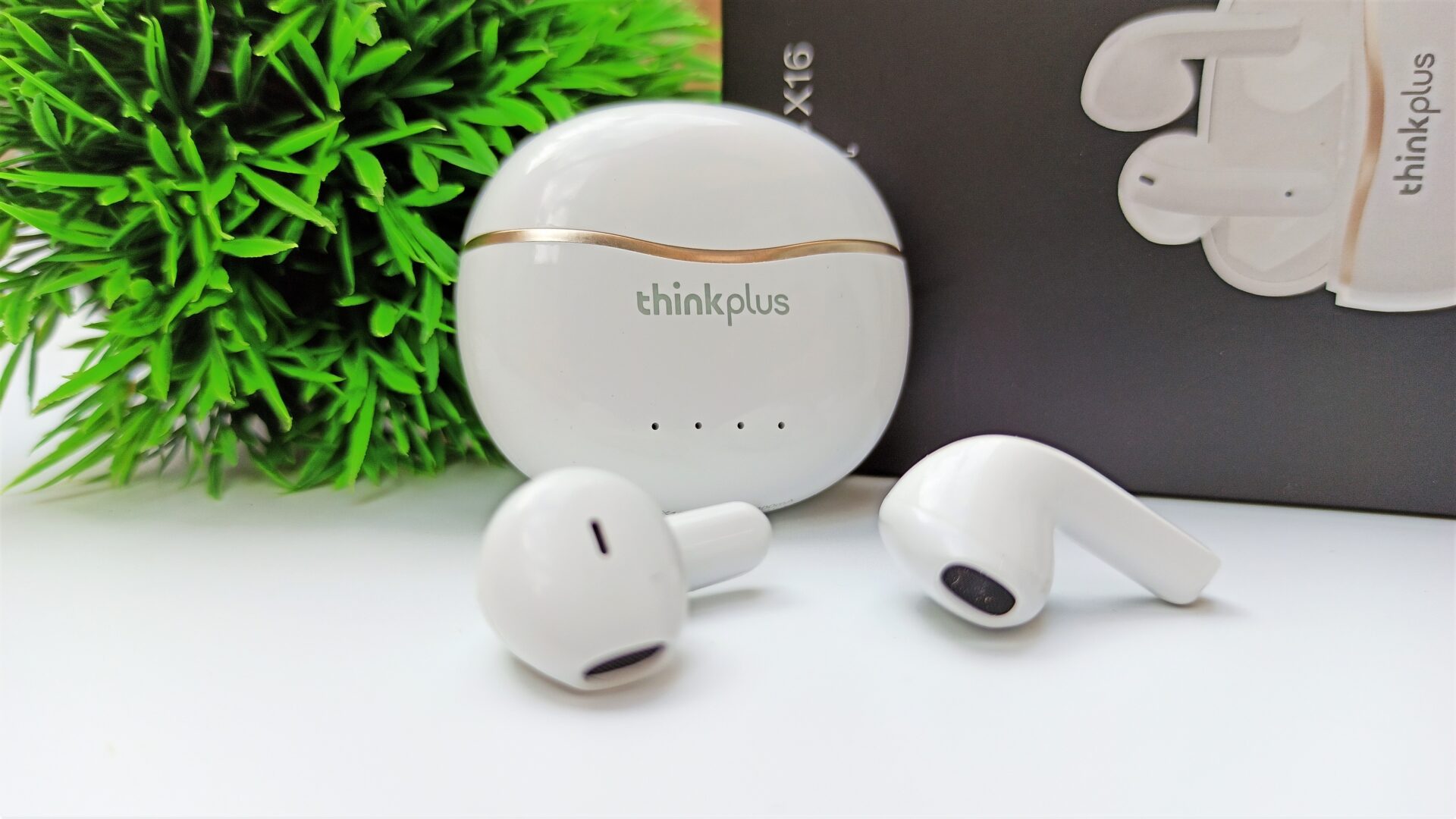 Lenovo Reveals New Affordable Earbuds