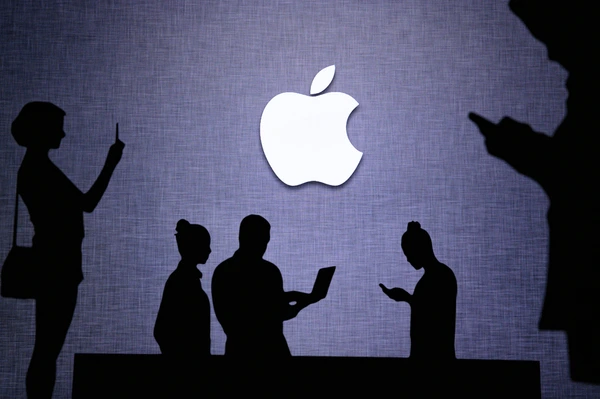 Apple To Open Alternative App Stores On iOS Devices