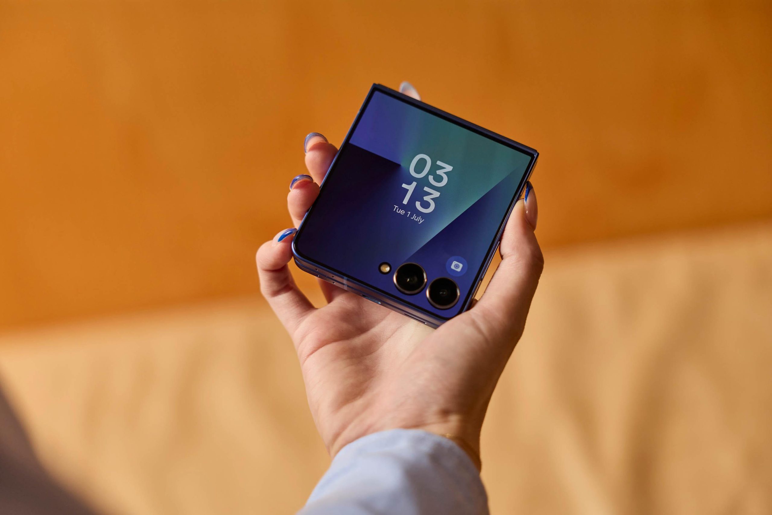 Samsung Galaxy Z Flip7 Targets Gen Z with TikTok-Ready Cameras and AI Assistant