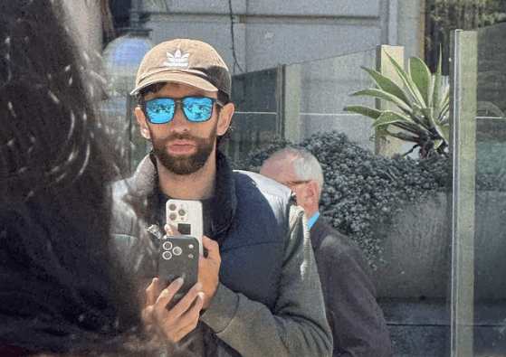 iPhone 17 Pro Spotted in the Wild
