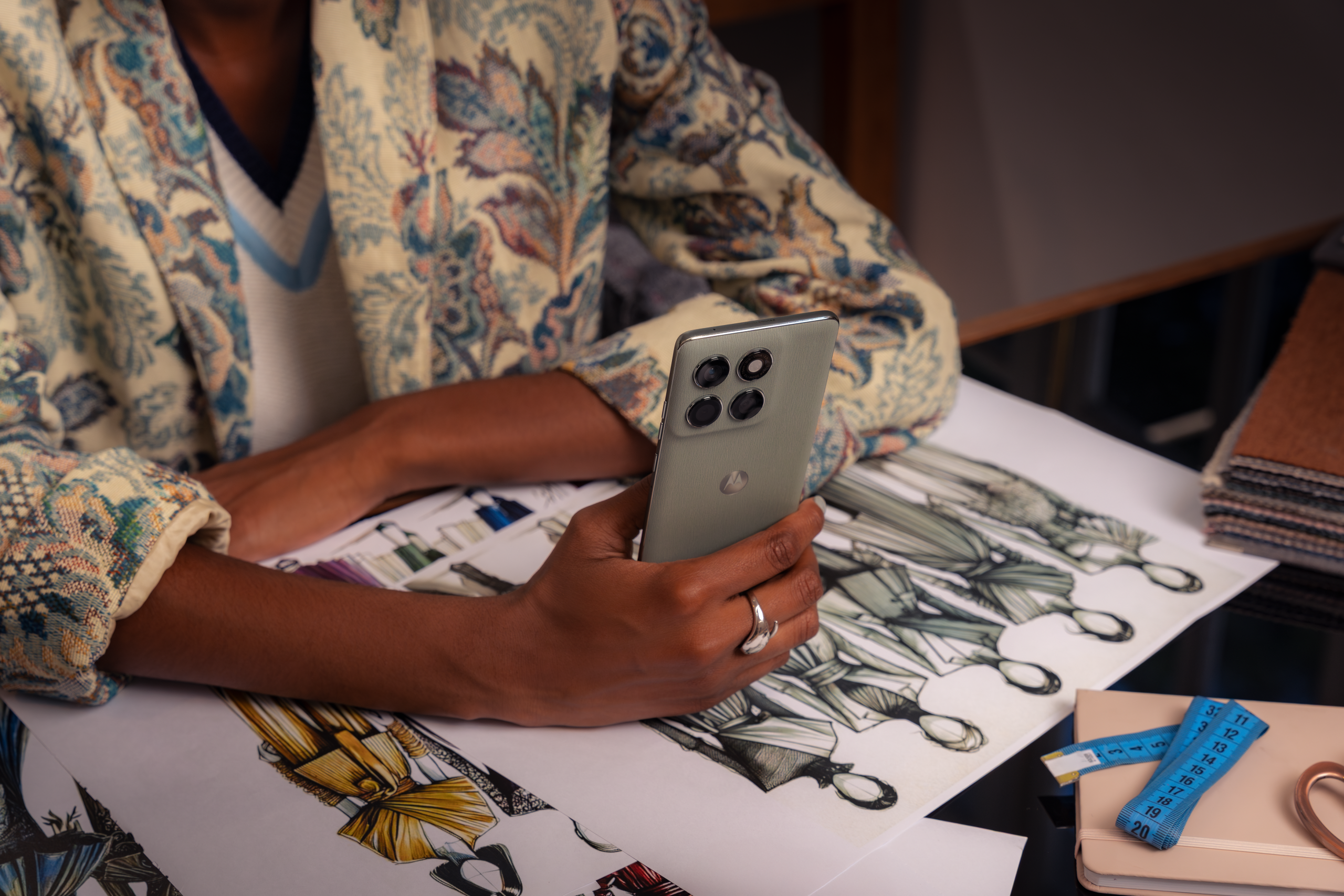 REVIEW: Motorola Edge 60 Pro – Stylish Intelligence for Power Users