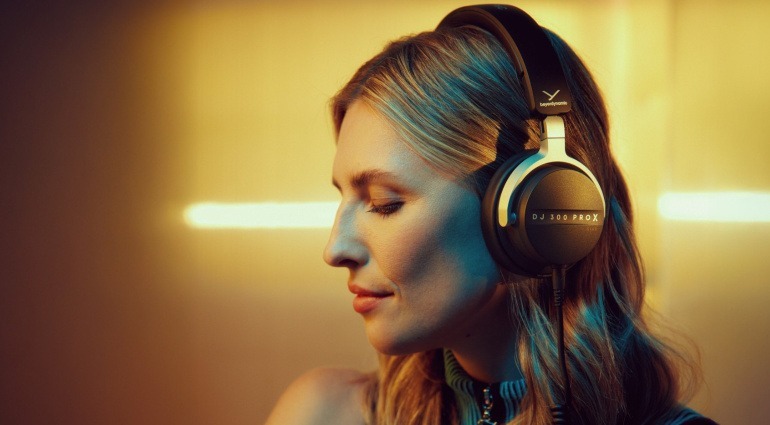 Beyerdynamic Returns to DJ Market with Modular DJ 300 PRO X Headphones