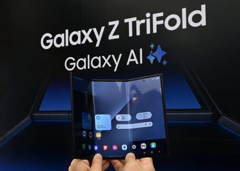 Samsung Galaxy Z TriFold smartphone (Lee Sang-sub/The Korea Herald)