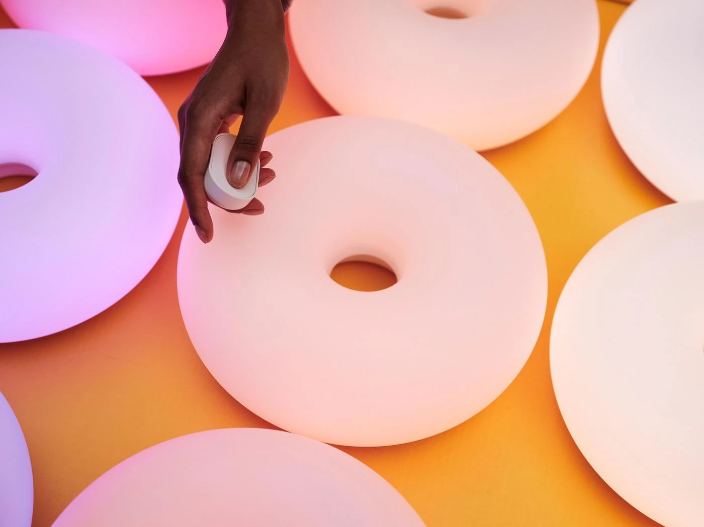Ikea Adds Smart Features To Varmblixt Lamp